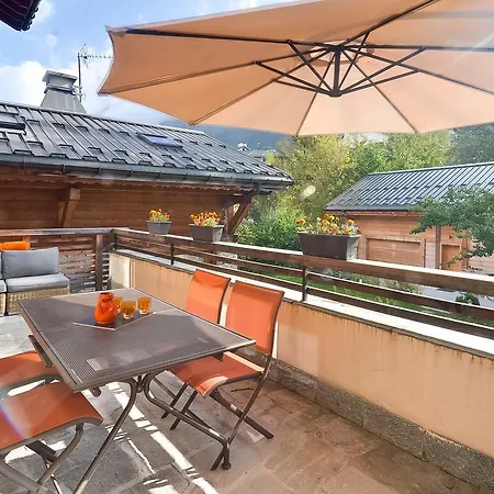 Chalet Contemporain Face Au Mont-Blanc