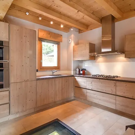Chalet Contemporain Face Au Mont-Blanc Шале