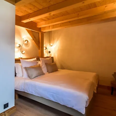 Шале Chalet Contemporain Face Au Mont-Blanc