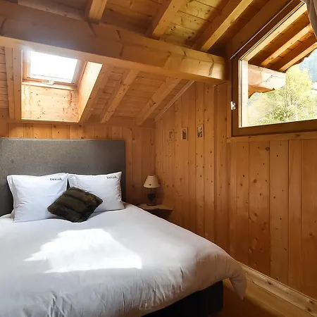 Chalet Contemporain Face Au Mont-Blanc Шале *